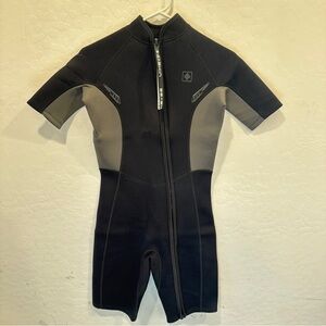 SeaSkin Shorty Front Zip Wetsuit for Diving Snorkeling Surfing Swimming Small